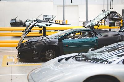 捷豹路虎經典車工廠在英國考文垂正式落成，推動經典車網絡工程發展