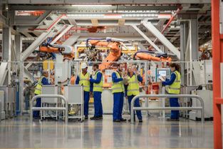 鳳凰網汽車 數字化時代下網絡工程的創新引擎